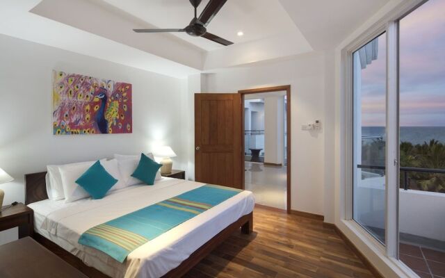 CASAMIA Oceanfront Condo Nilaveli