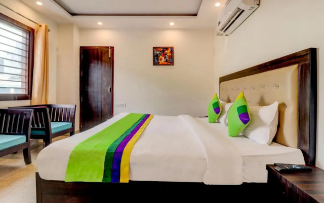 Treebo Trend Hotel Nv