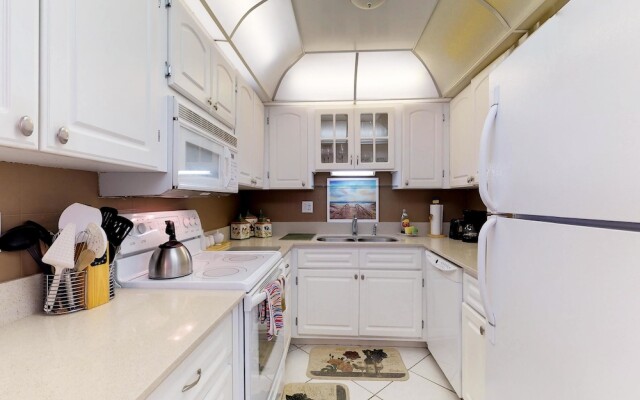 Harbor Towers 1 Ground Floor Water View