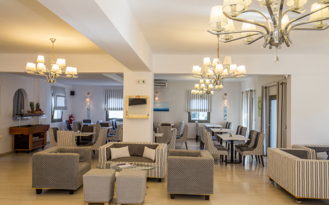 Hotel Omiros