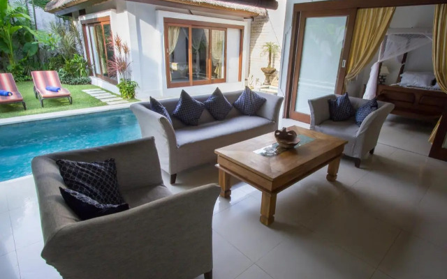 Villa Kamboja Senior