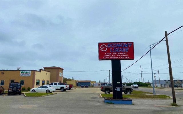 Economy Lodge Texas City Refinery