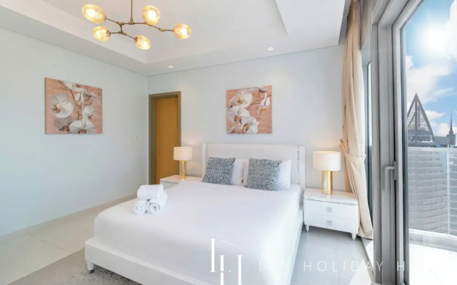 LUX The Paramount Sea View Suite