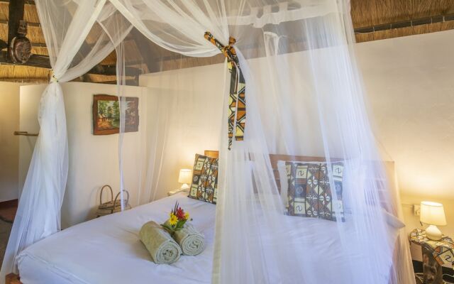 Pioneer Lodge Camp and Safaris