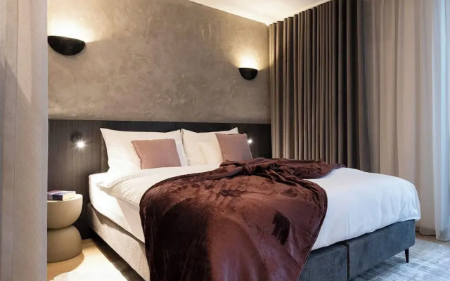 ELVA Premium Apartment Hotel