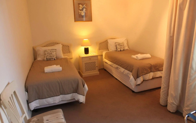 Glenelg Beachside Apartments