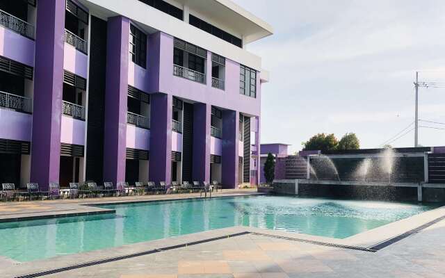 Kyriad Sadurengas Hotel