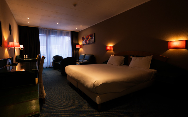 B&B HOTEL Mons Centre