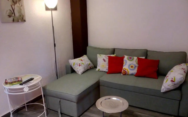 Lola Apartment Encorts