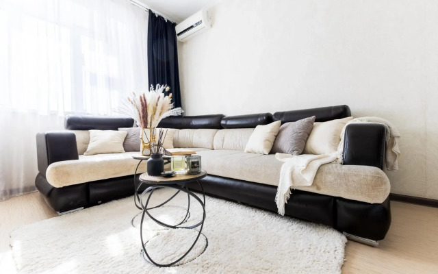 Comfort Apartment on Daurskaya street 22