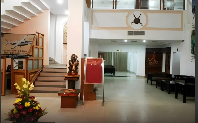 Kalchuri Residency