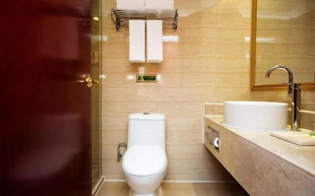 Vienna Hotel (Ji'an Railway Station)