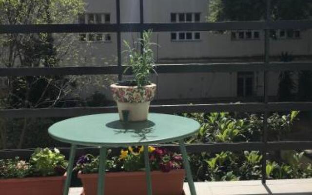 Regina Apartment