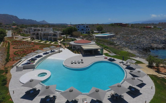 Kavos Hotel