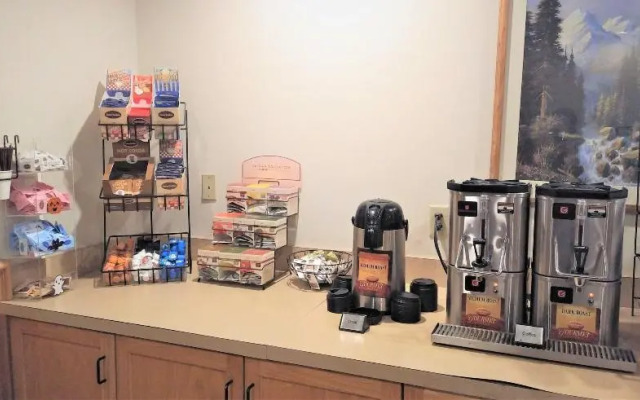 Sugarloaf Mountain Motel