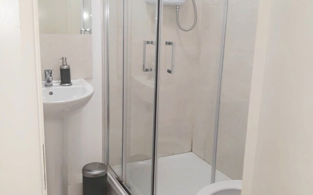 Charles St Serviced Accommodation