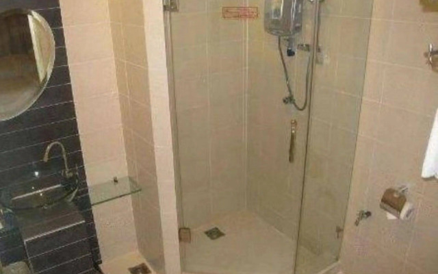 KK Suites Hotel