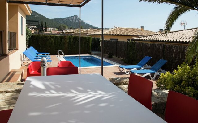 Exclusive Villa For 6 In Lestartit With Private Pool In Residential Area