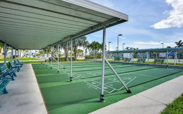 Pool + Hot Tub Access: Home in Jensen Beach!