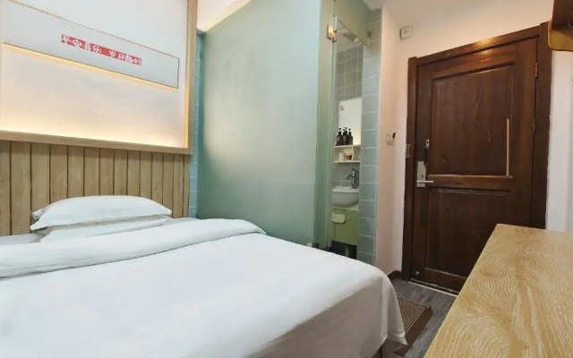 Tianmen Hotel