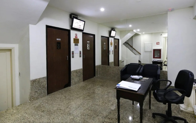 Rio Rentals 021 - U010 Excelente apartamento em Copacabana