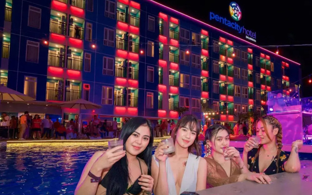 The All-Suite Pentacity Hotel Balikpapan