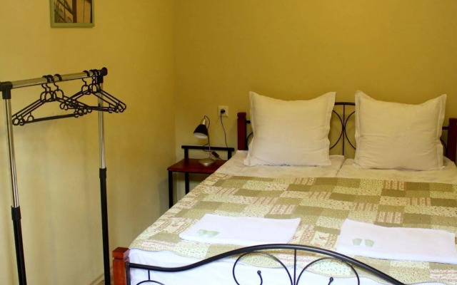 Red Fox Guesthouse