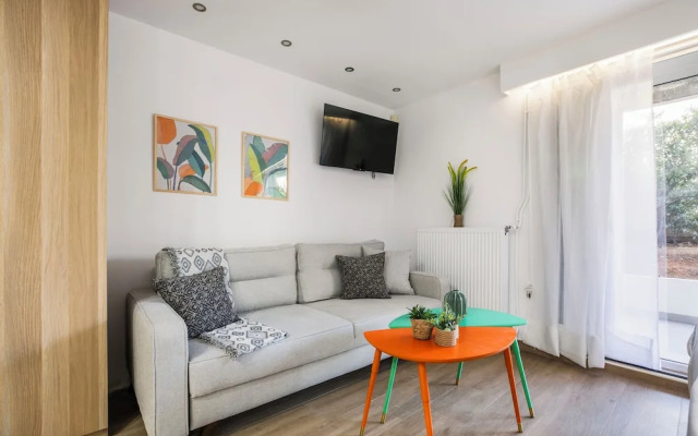 Halo - Luxury Studio in Athens