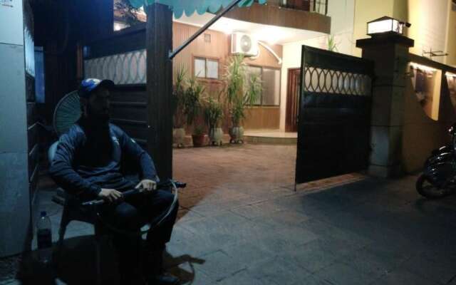 New Doves Inn Hotel