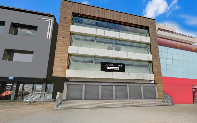 Super Townhouse OAK Owaisi Hospital Mailardevpally Formerly Tolkanti Arc