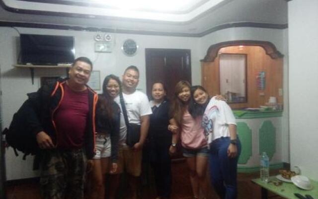 Deden's Pizzeria and Guesthouse - Moalboal Panagsama
