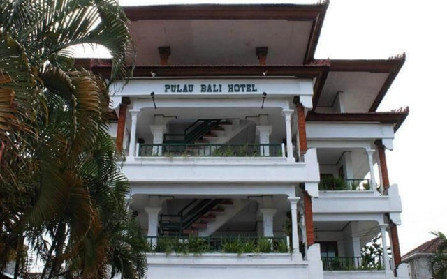 OYO 1384 Pulau Bali Hotel