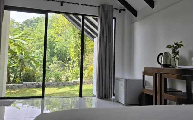 Nildiya Falls Hotel