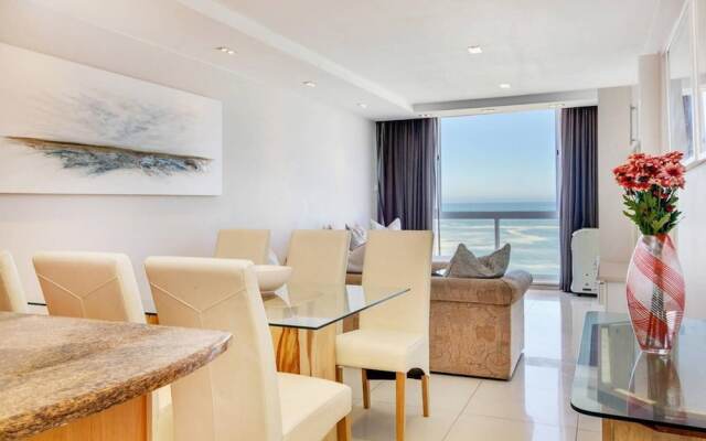 Clifton Apartment w Direct Beach Access Marella