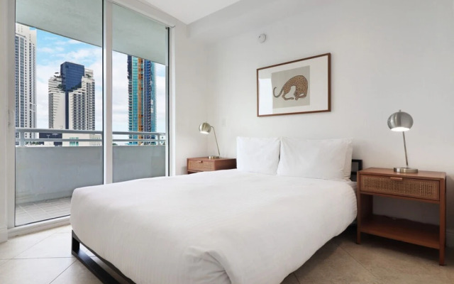 Roami at Sunny Isles