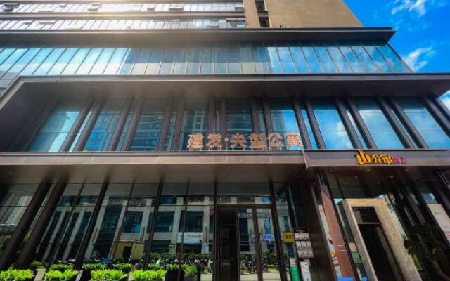 The Residents' Hotel