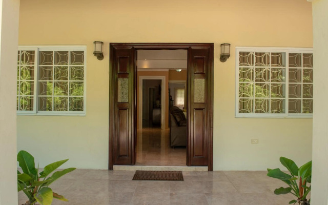 Tropical Escape Villa