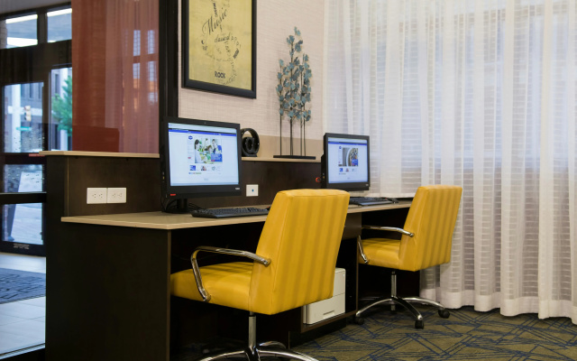 Hampton Inn & Suites Tulsa Downtown