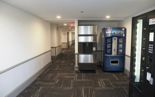 Best Western Plus Vancouver Airport Hotel