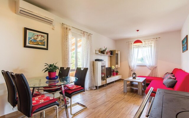 Awesome Home in Sisan With Wifi and 2 Bedrooms