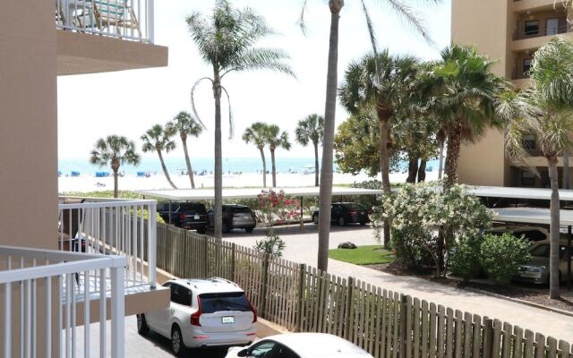 Jamaica Royale - T24 - 2 Br Condo