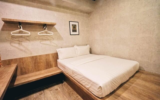 Cube Bed Station - Hostel