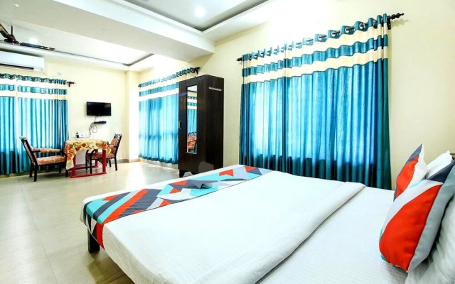 Goroomgo Puja Residency Kolkata