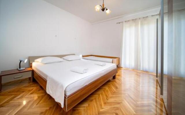 Apartments Rajska Plaza