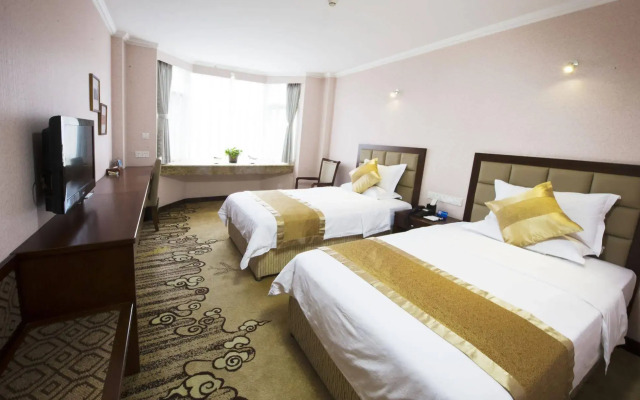 Chengdu Chengfei Hotel