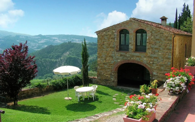 Serene Farmhouse in Dicomano With Swimming Pool