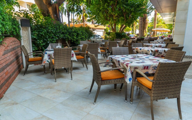 Gardenia Hotel