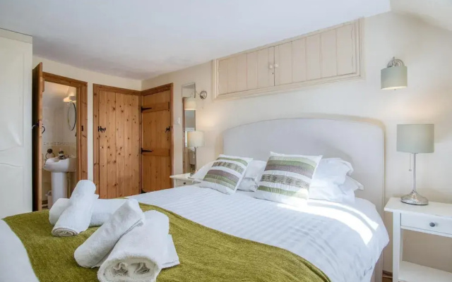 Bullcroft - 6 Bedroom House - Oxwich