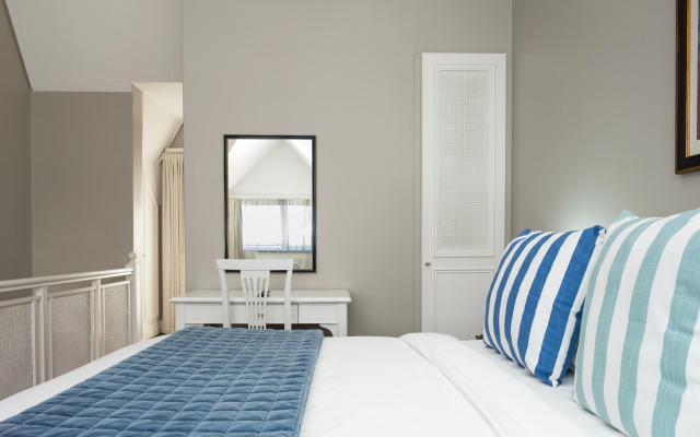 Bantry Bay Suite Hotel