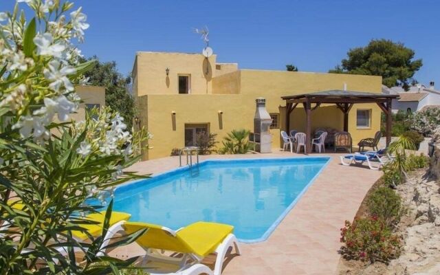 Sunny Villa - Monty´s